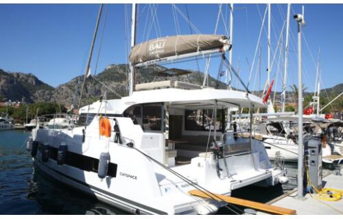 Catamaran 