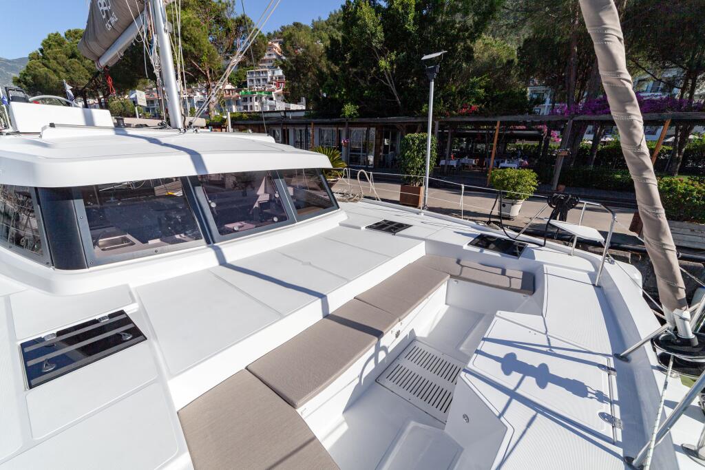 Catamaran 