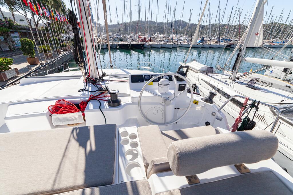 Catamaran 