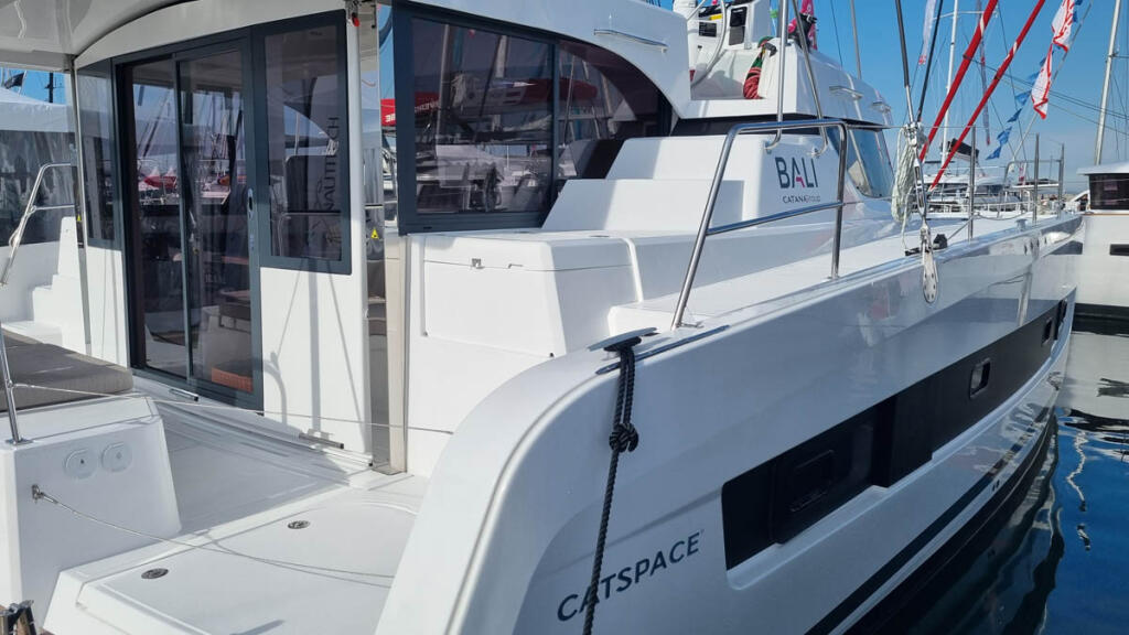 Catamaran 