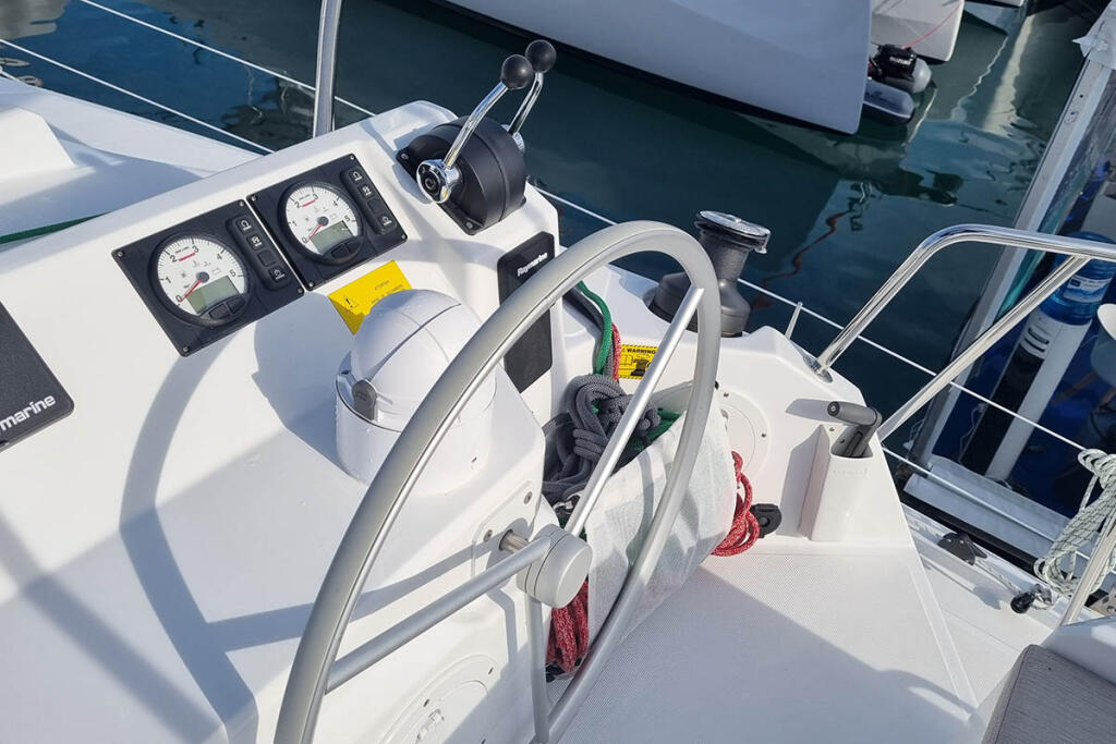 Catamaran 