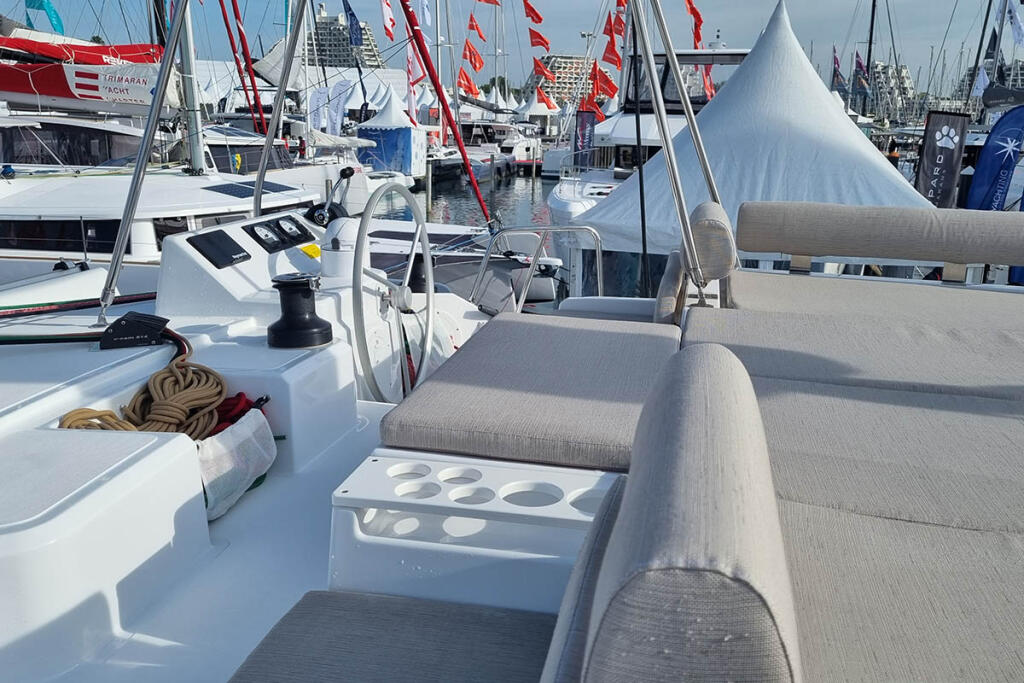 Catamaran 
