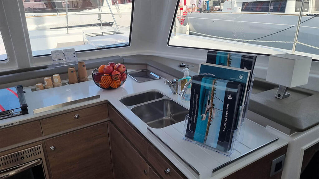 Catamaran 
