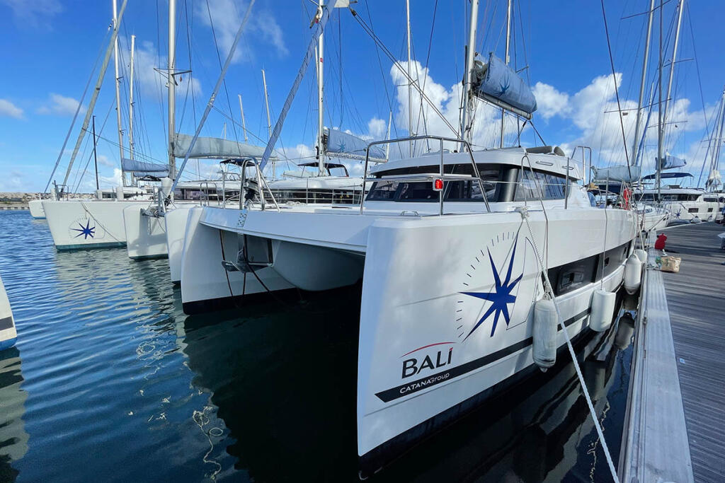 Catamaran 