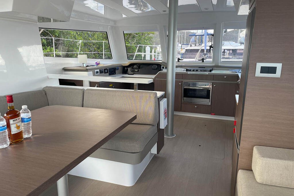 Catamaran 