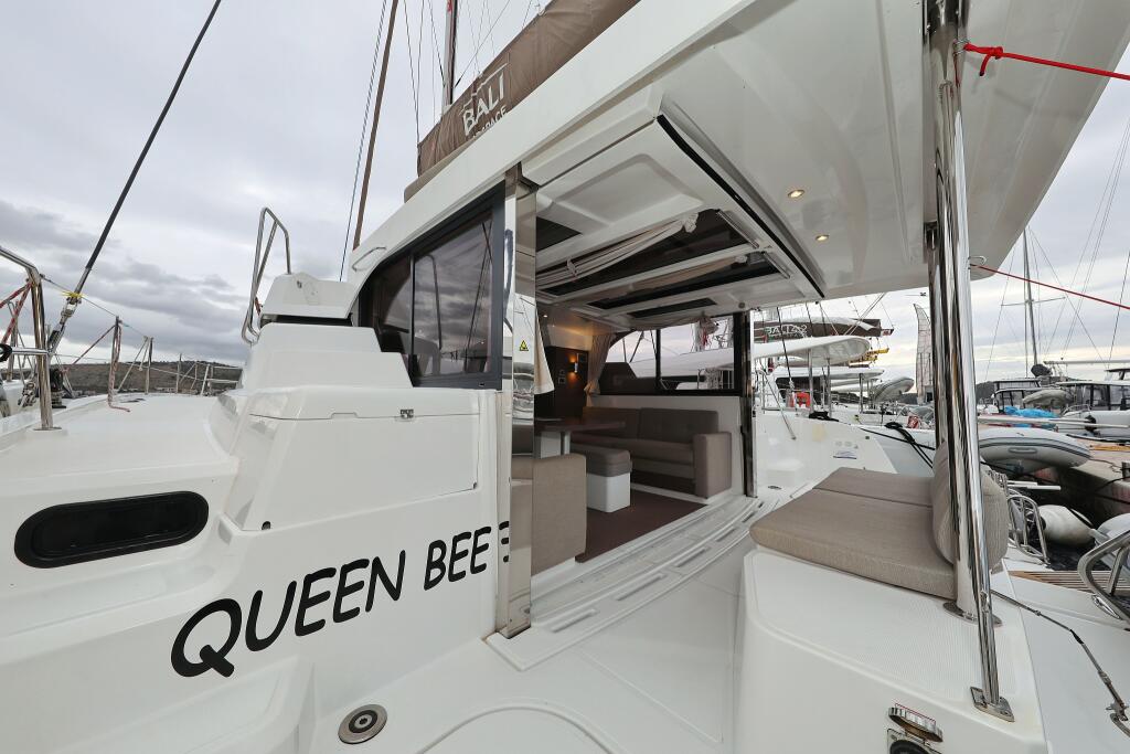 Catamaran 