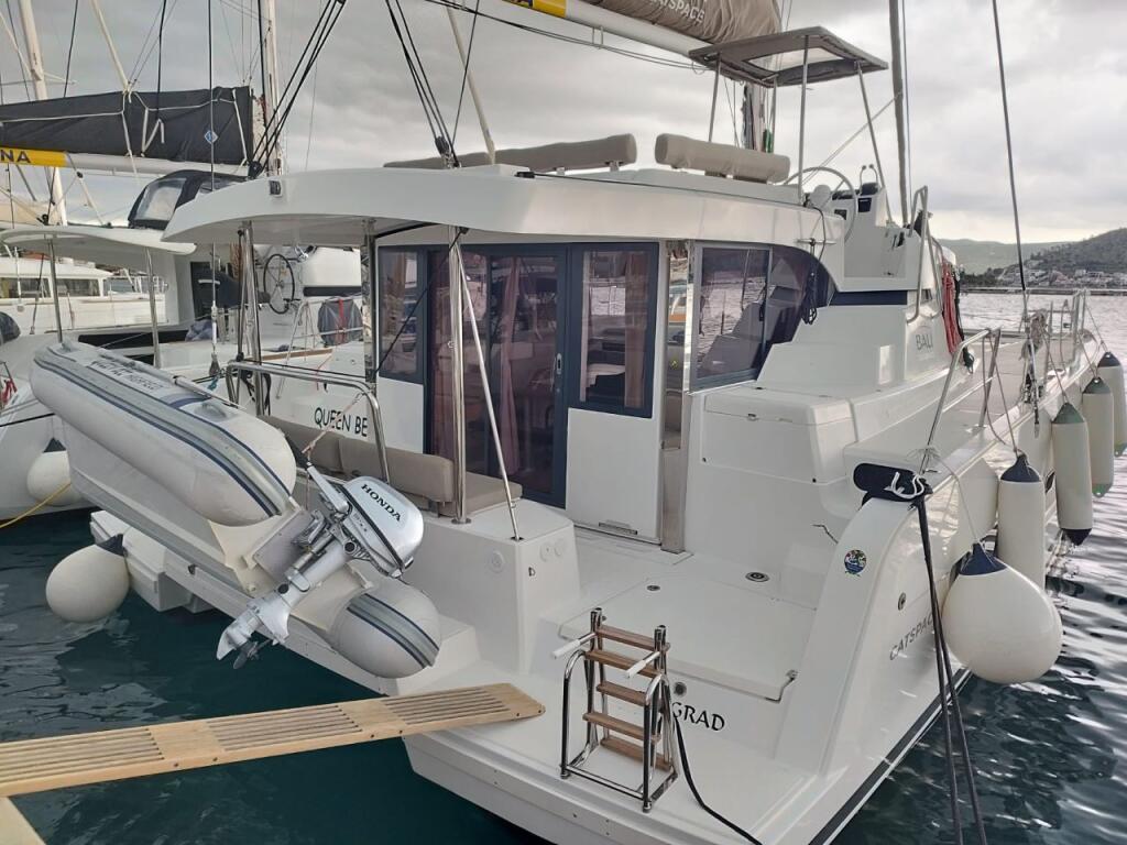 Catamaran 