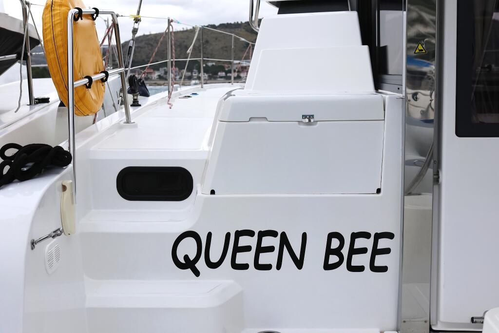 Catamaran 