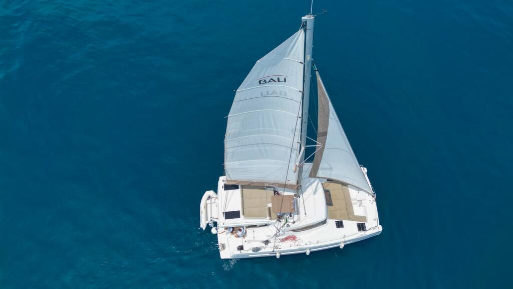 Catamaran 