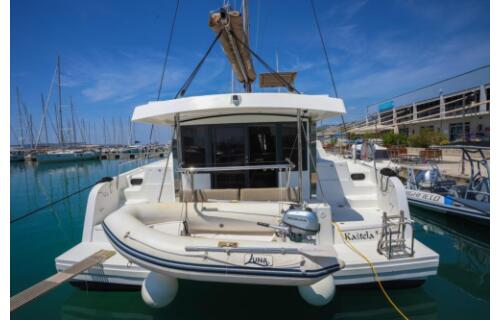 Catamaran 