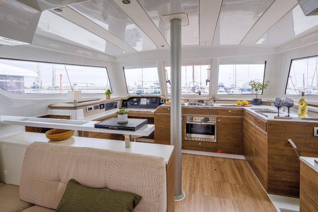 Catamaran 