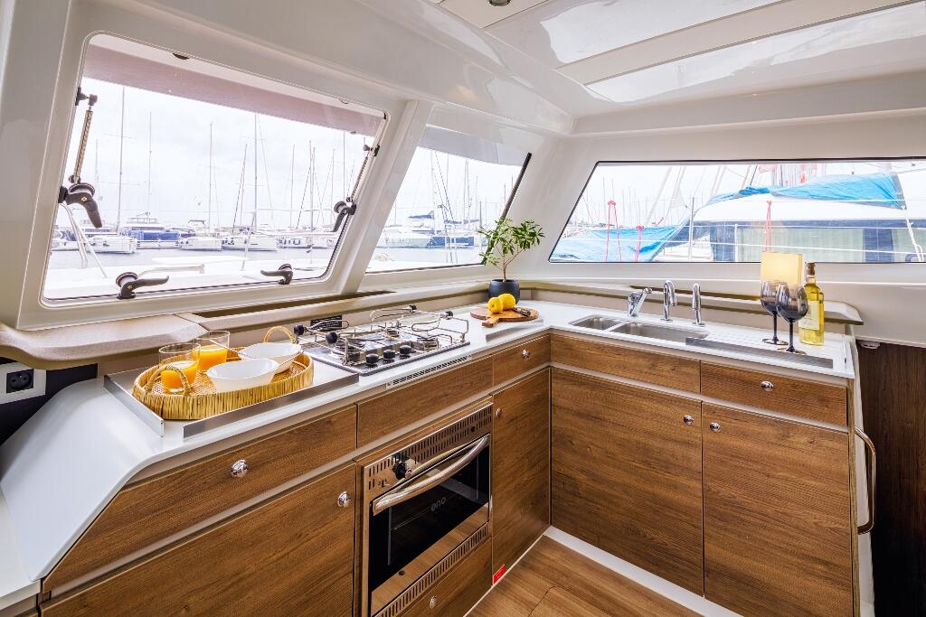 Catamaran 