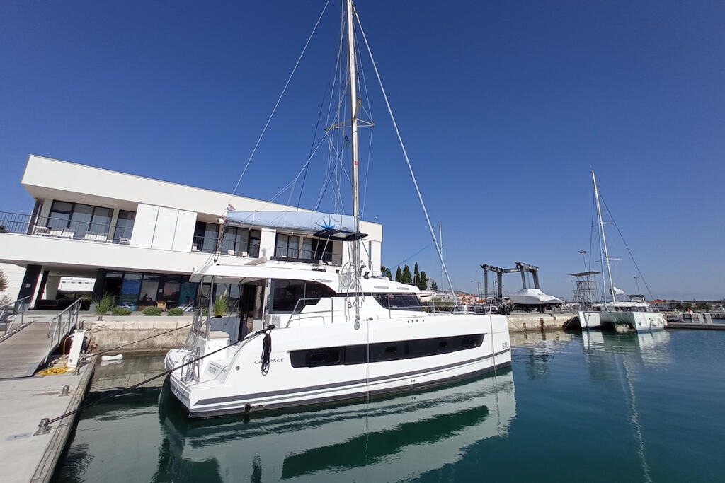 Catamaran 