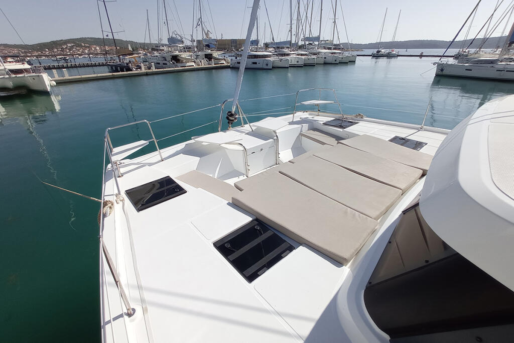 Catamaran 