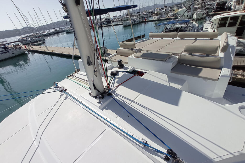 Catamaran 