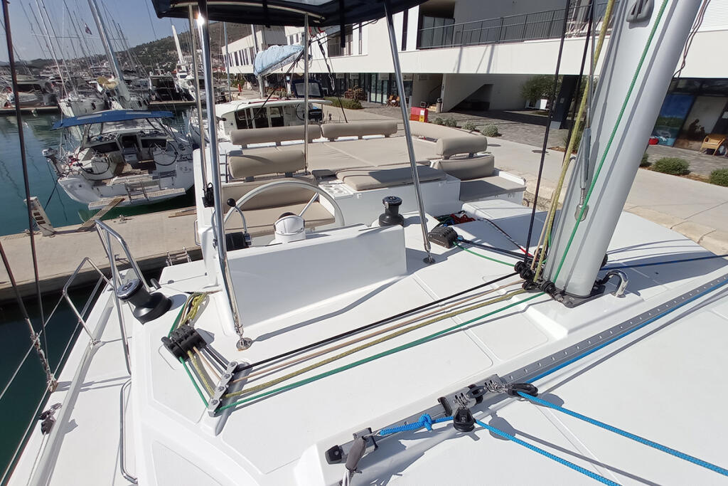 Catamaran 