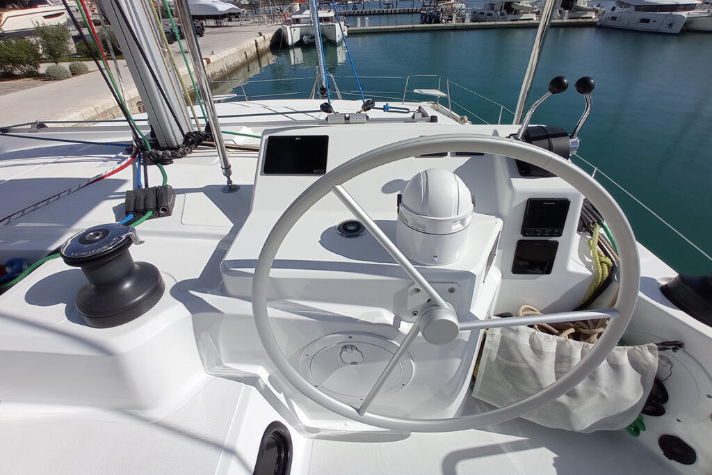 Catamaran 