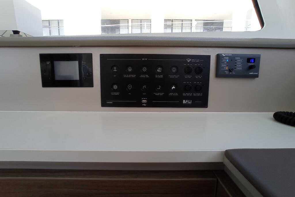 Catamaran 