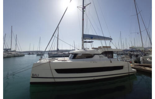 Catamaran 