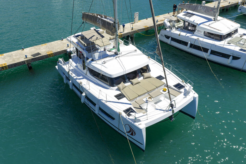 Catamaran 
