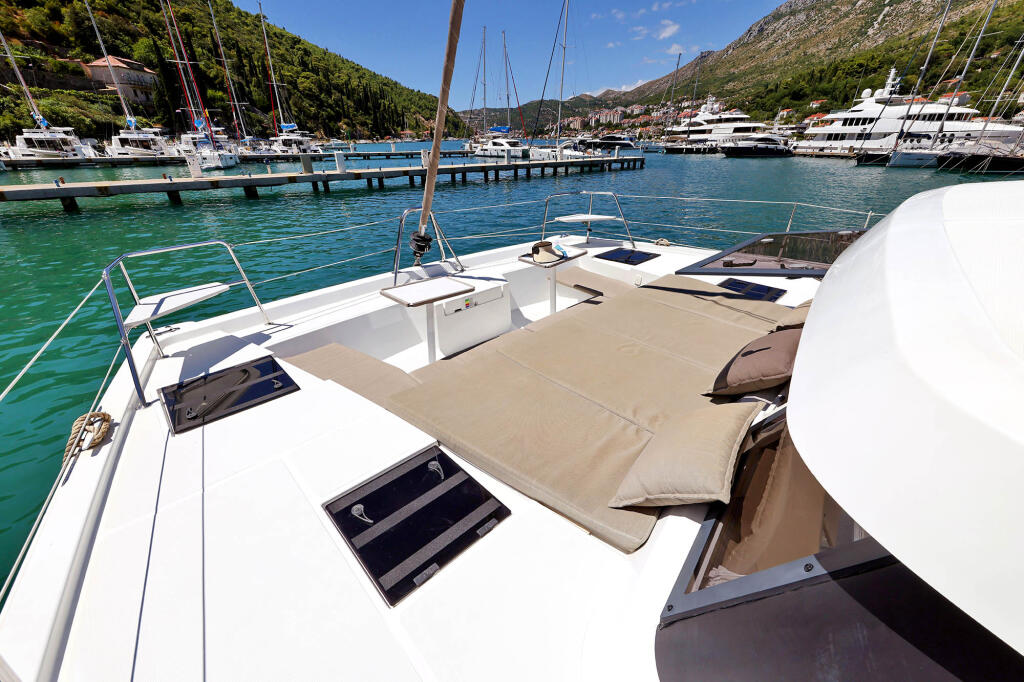 Catamaran 