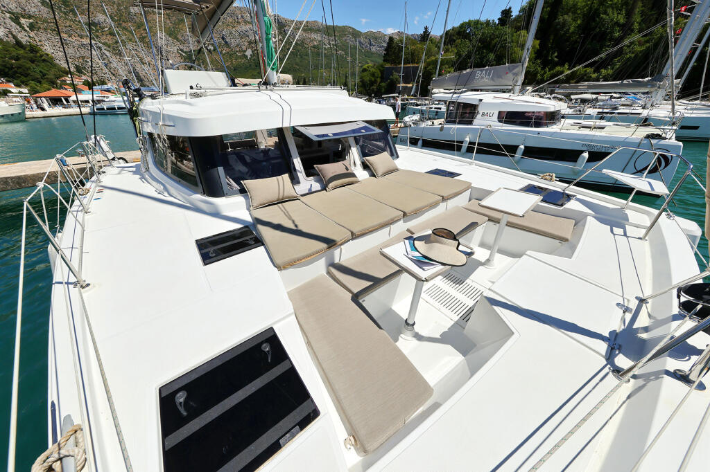 Catamaran 