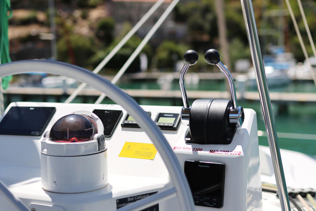 Catamaran 