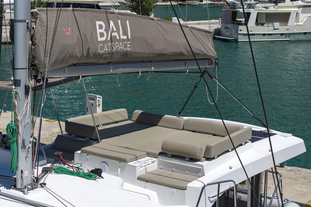Catamaran 