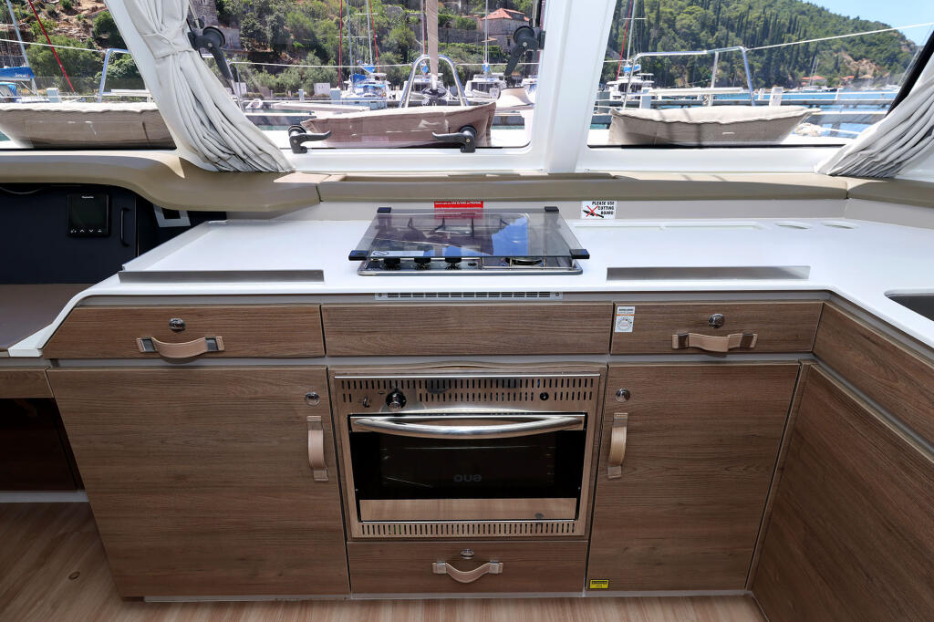 Catamaran 