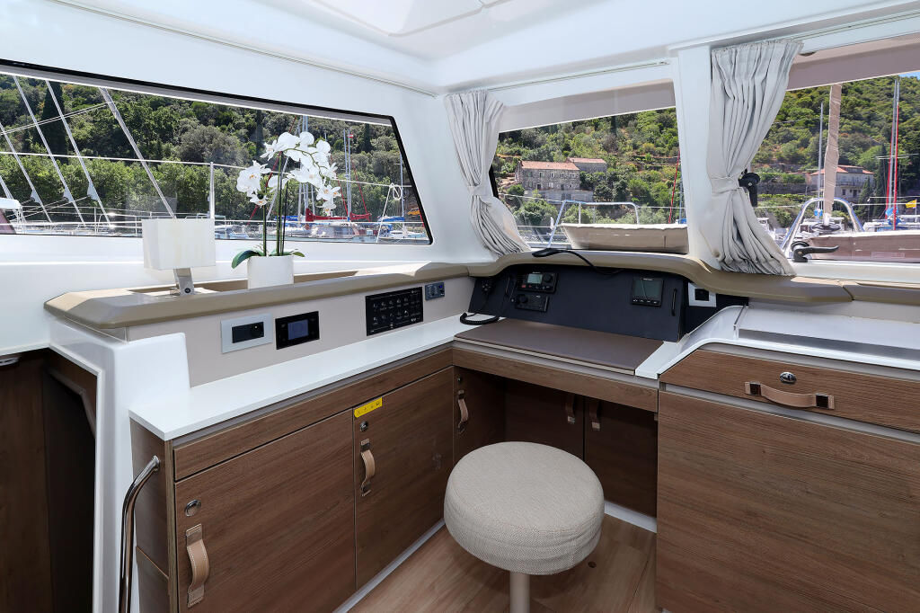 Catamaran 