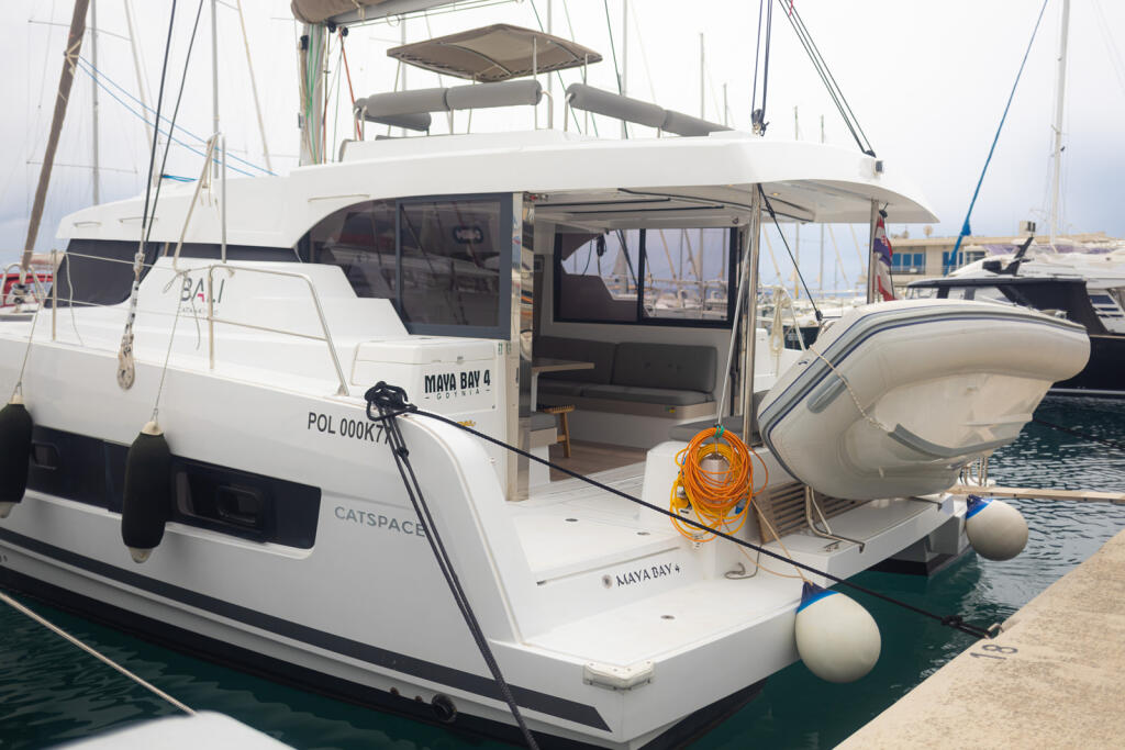 Catamaran 