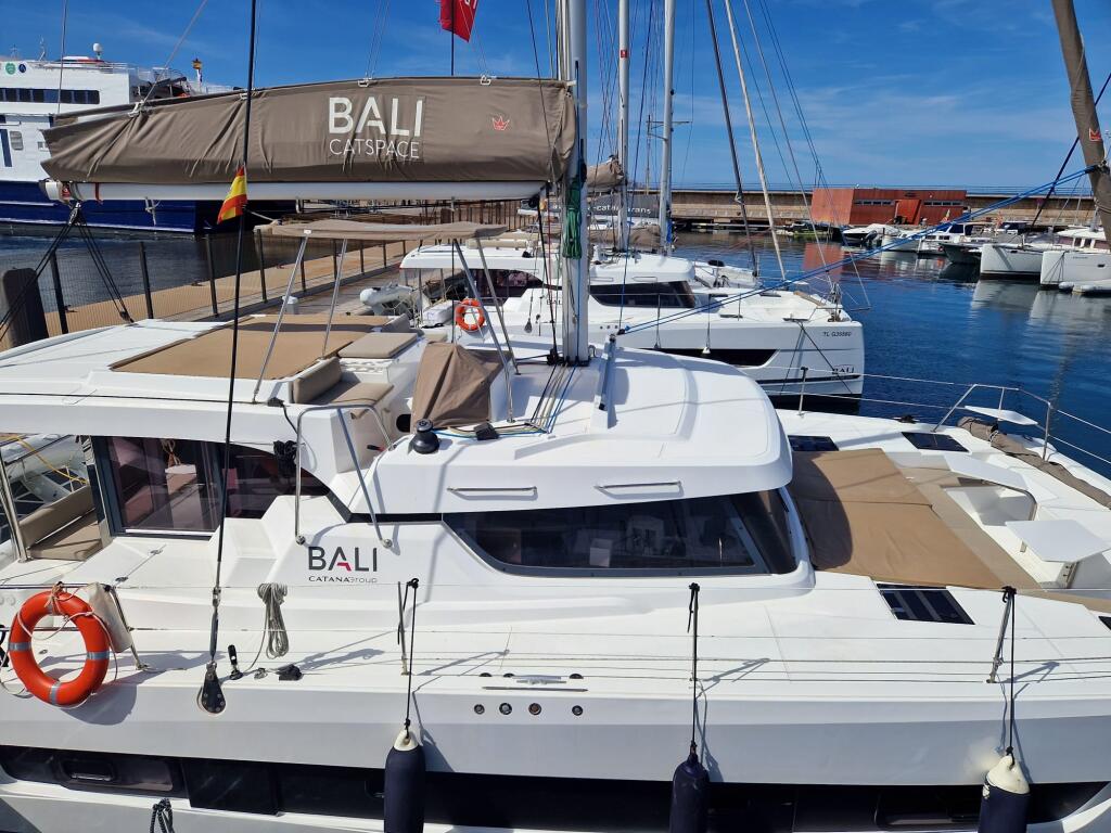 Catamaran 