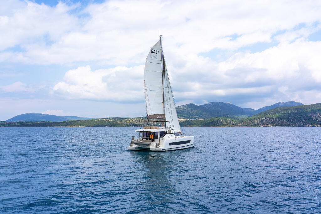 Catamaran 