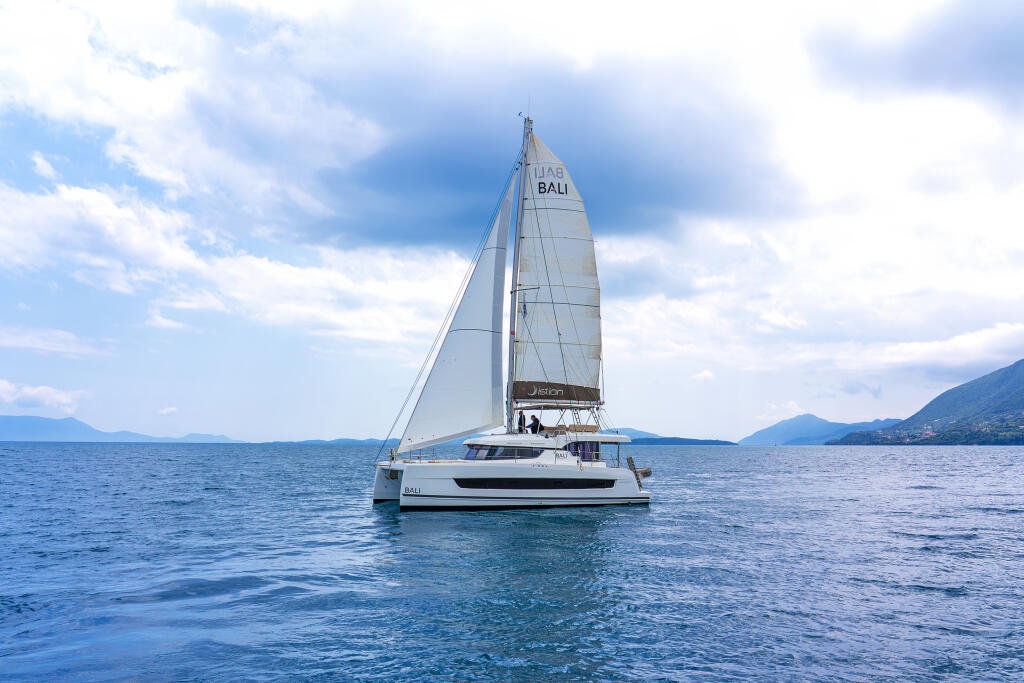 Catamaran 