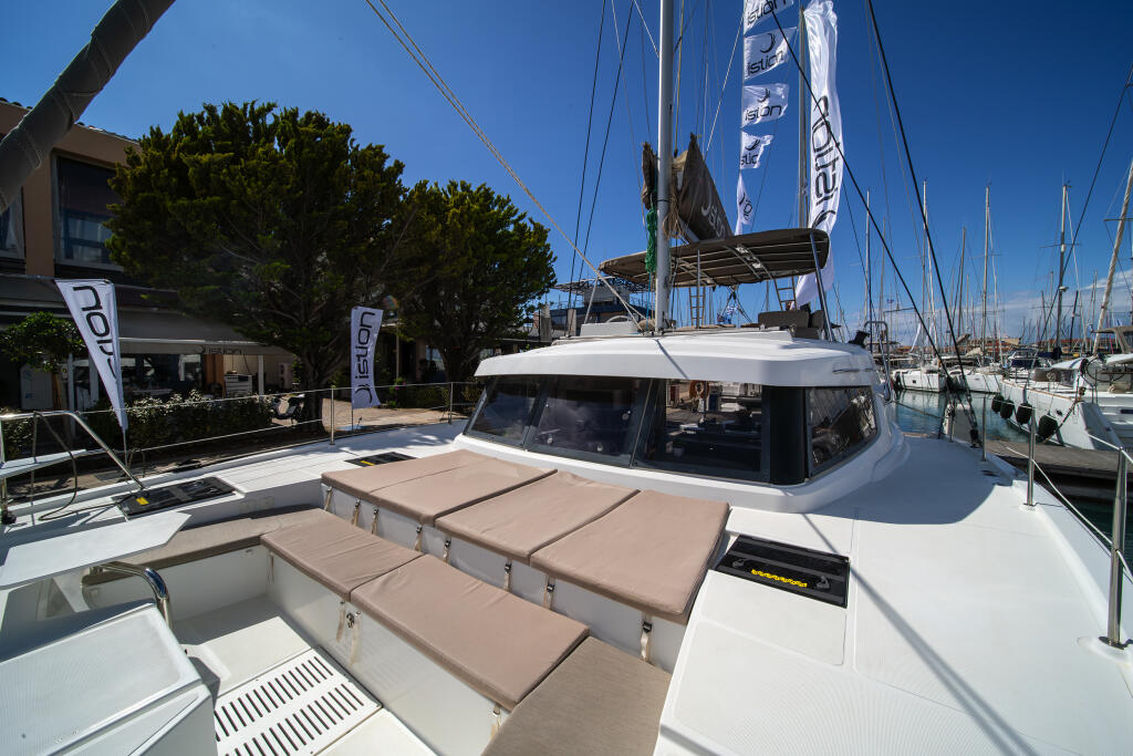 Catamaran 