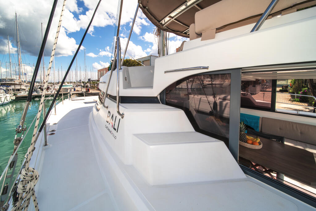 Catamaran 