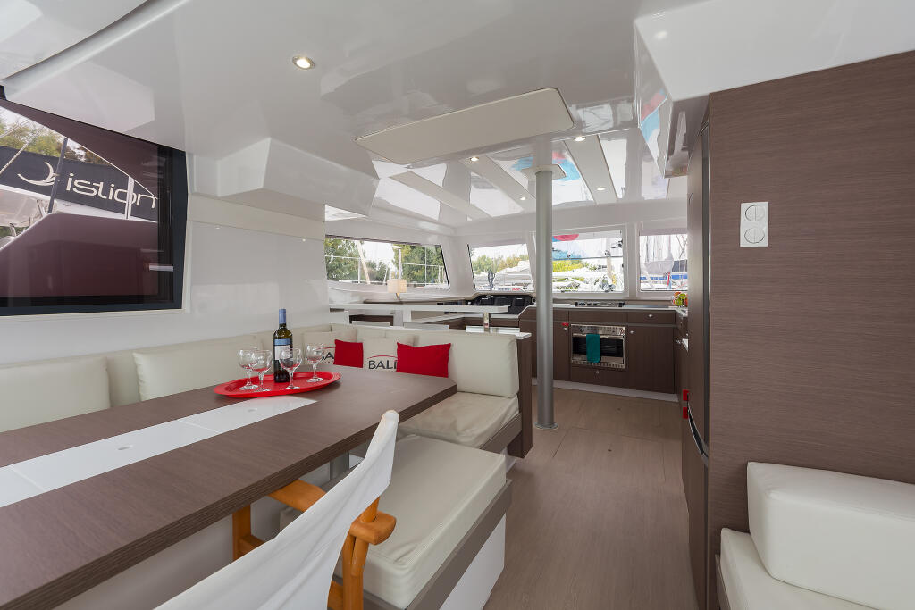 Catamaran 