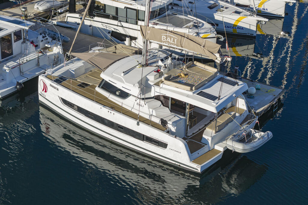 Catamaran 