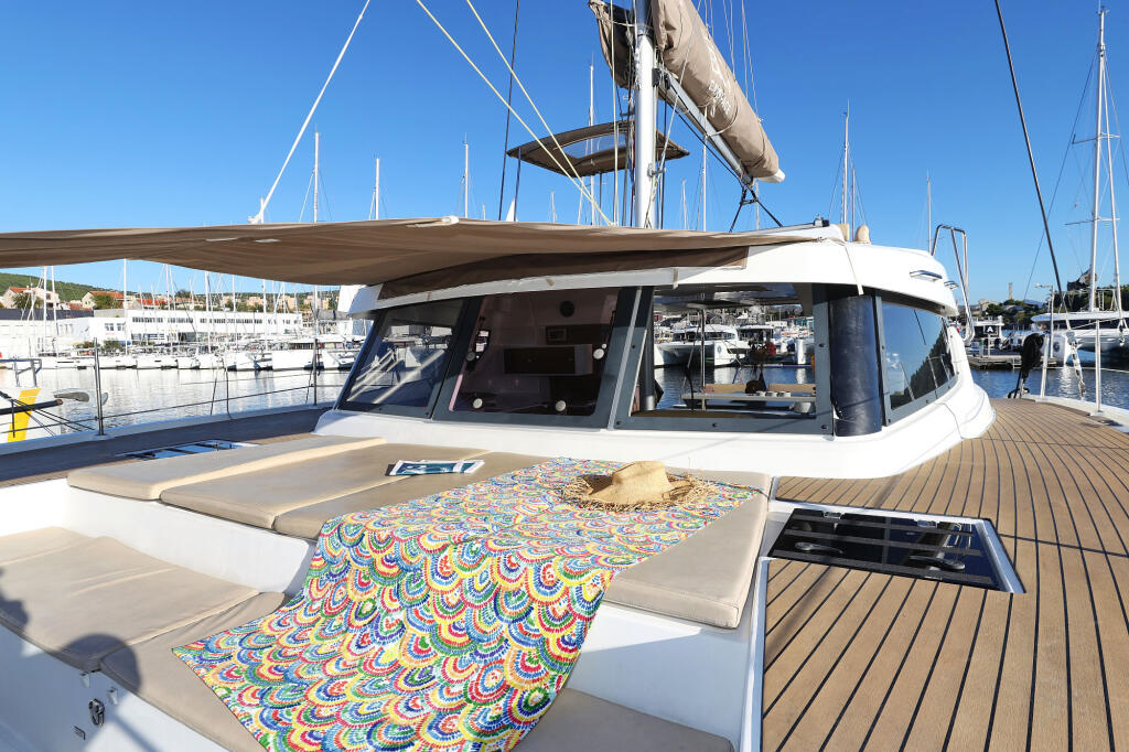 Catamaran 