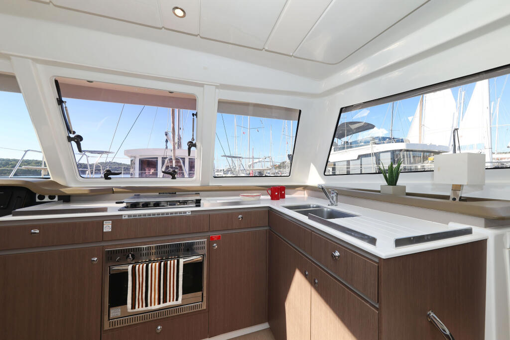 Catamaran 