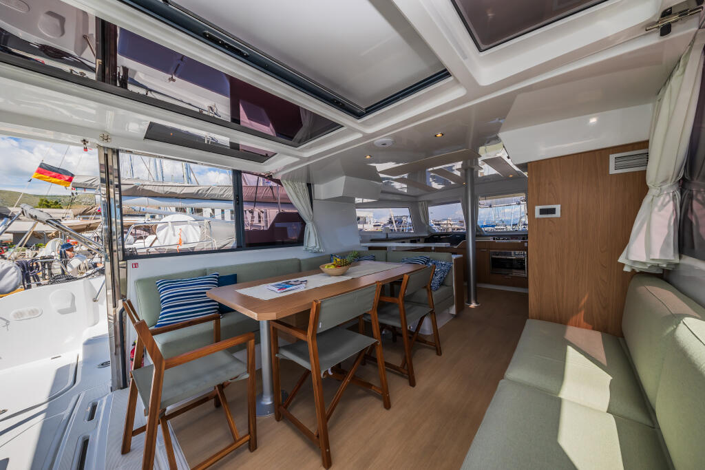 Catamaran 
