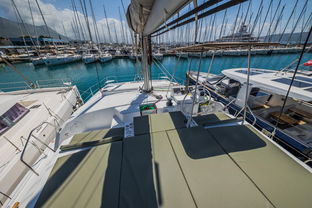 Catamaran 