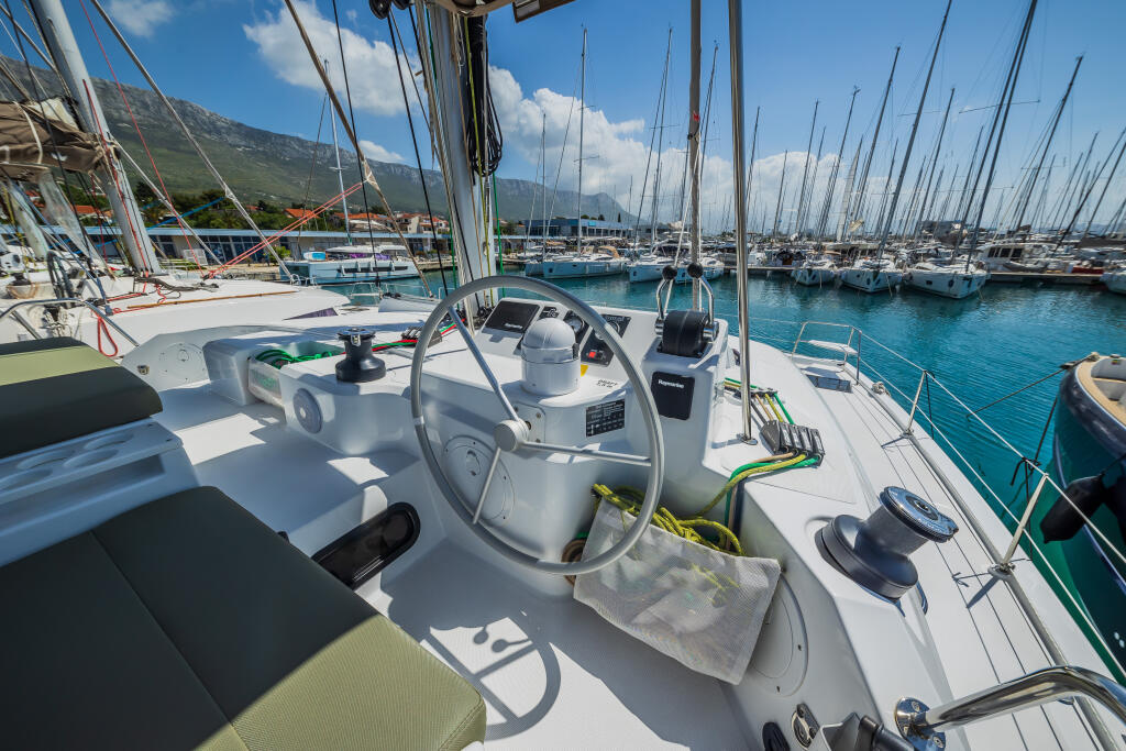 Catamaran 