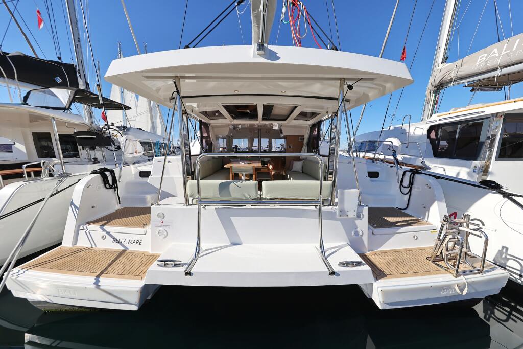 Catamaran 