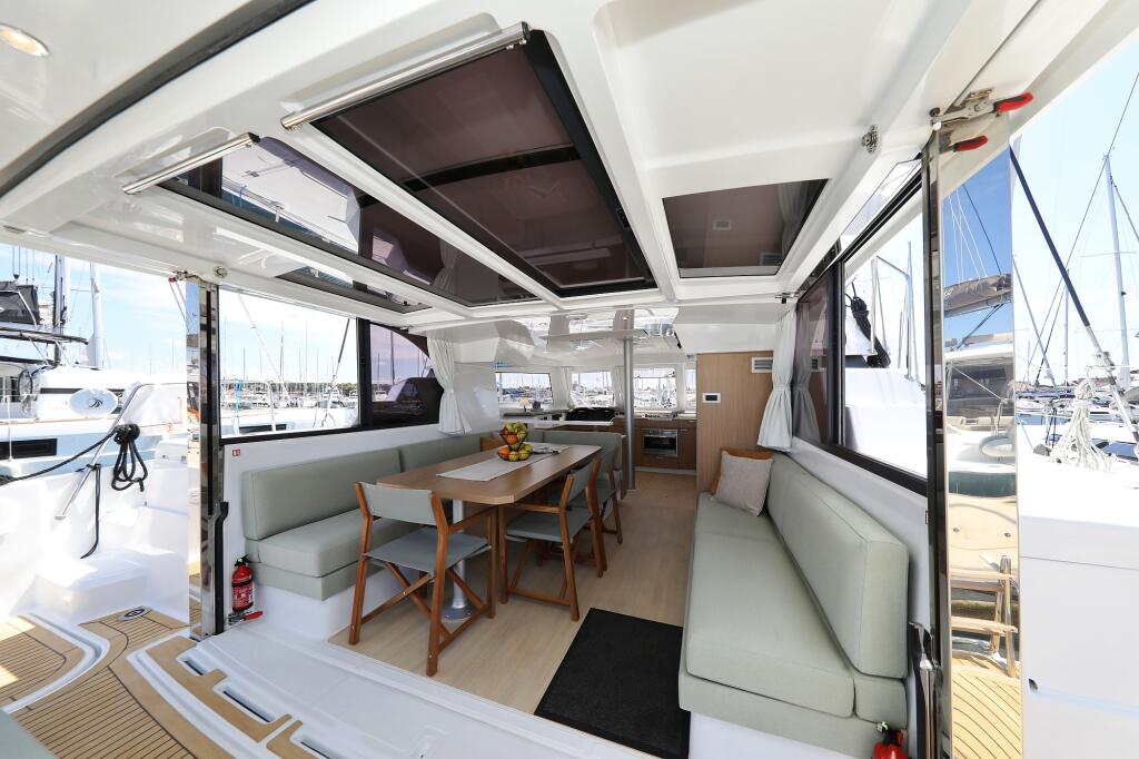 Catamaran 