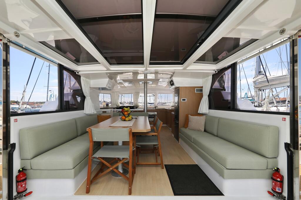 Catamaran 