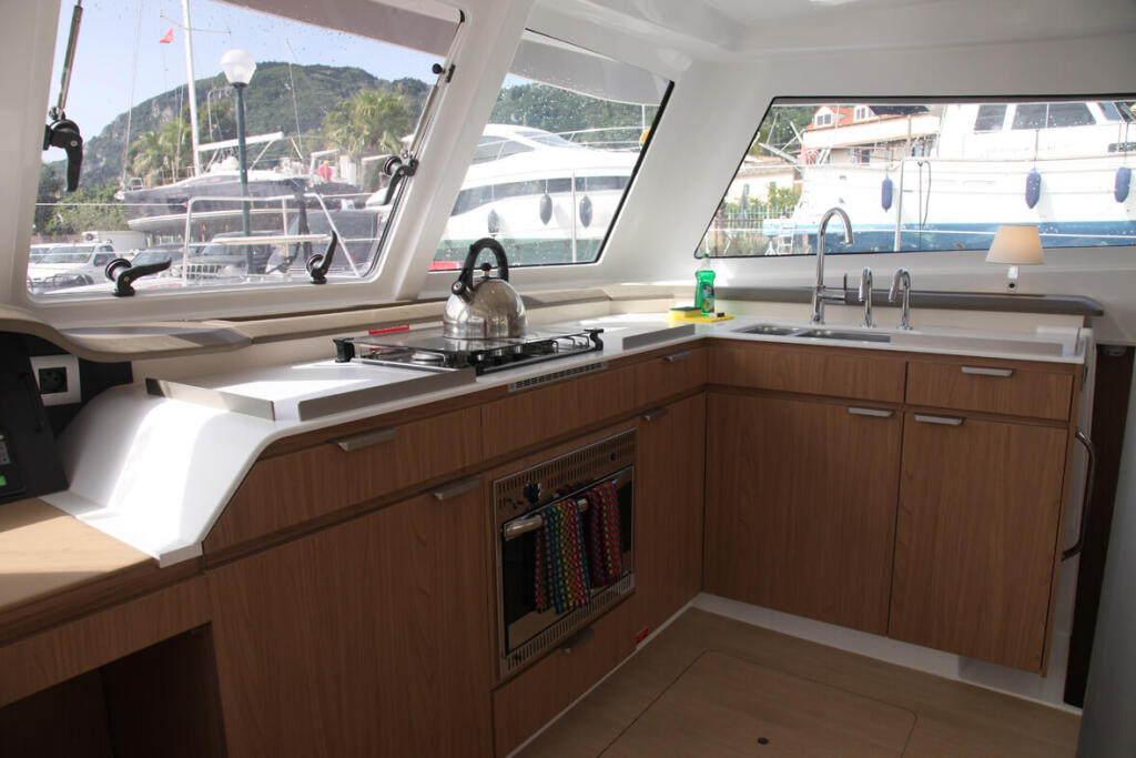 Catamaran 