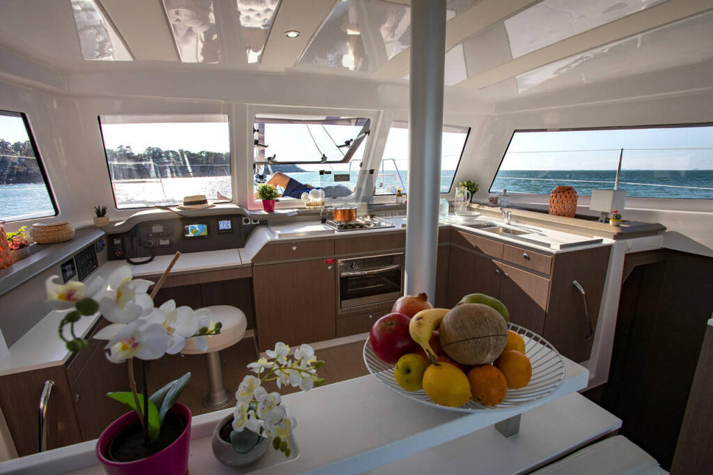 Catamaran 