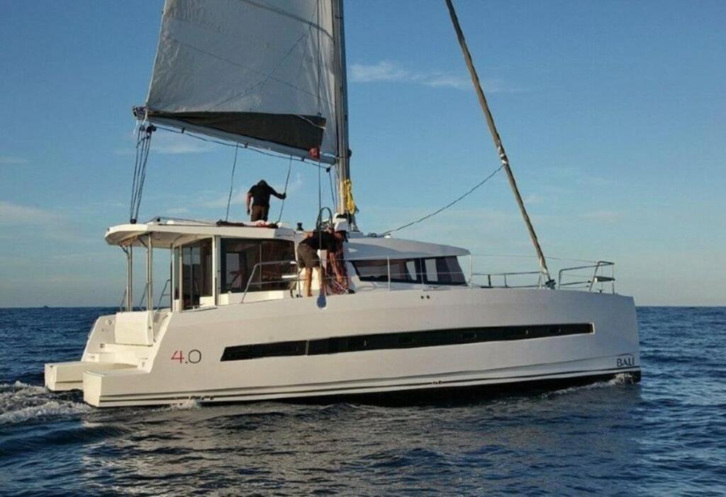 Catamaran 