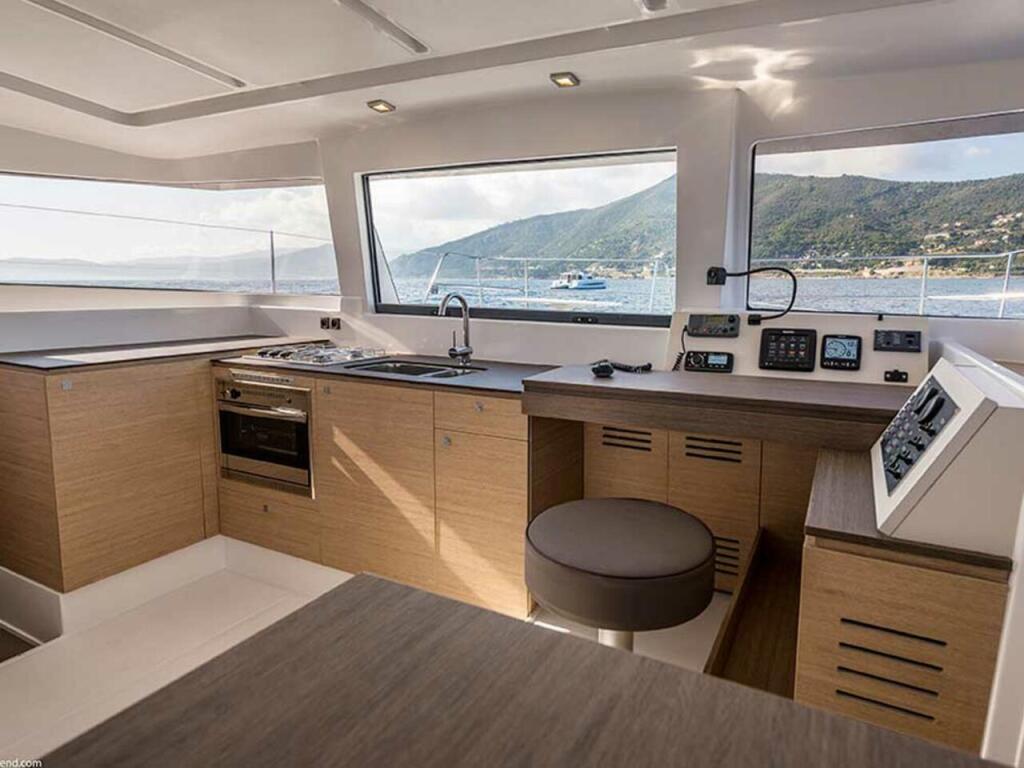 Catamaran 